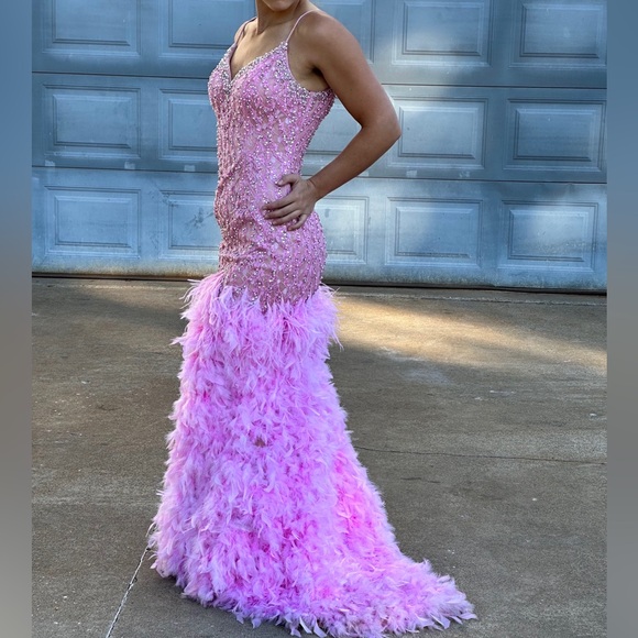 Mac Duggal Pink Feather Prom/Pageant Gown - Picture 3 of 4